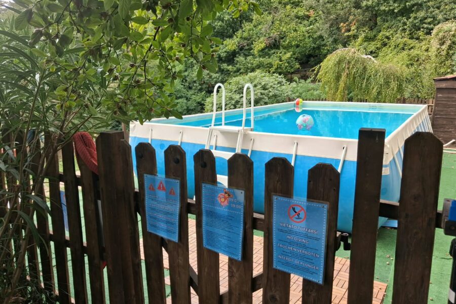 Piscina cancello